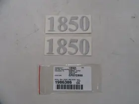 1986386 Lund 1850 Decal Pair 2 4 5/8 Inch X 1 3/4 Silver And Black Marine Boat
