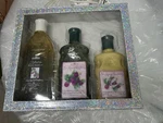 Discontinued 1990S Bath & Body Works Sun-ripened Raspberry Full Set Rare Origina New. Price: $29.99.